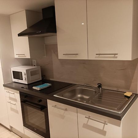Appartement Calme Saint-Maixent-lʼÉcole Rum bild